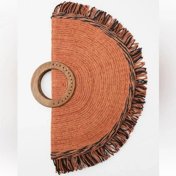 ZARA WOVEN FAN SHAPED BAG - Picture 3 of 14